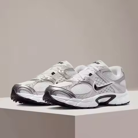 Nike V5 RNR Fashionable and Versatile Anti-Slip Durable Classic Sports Casual Shoes HJ5228-104