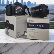 Sony 📷 ZV-E10 + Lensa SIGMA 30mm f1.4 DC DN