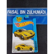 Hot Wheels Ferrari 599 GTB Fiorano Yellow Old Card Not perfect, maybe creased, soft corners, blister
