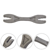 【ISMAY】 Metal 1x Spoke Wrench Portable Universal 10.5x2.2x0.9cm 4.13x0.86x0.35in Black