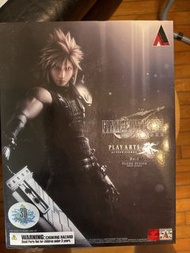 Final Fantasy VII Play Arts Cloud Strife 人偶