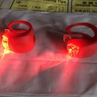 單車安全警示燈紅色可以閃爍郵寄免費