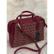 XYX Tommy Hilfiger Handbag Signature Pattern Magenta Convertible Bag