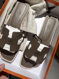 Hermes 拖鞋