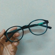 Spectacles Kaca mata berkanta