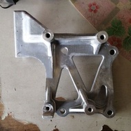 wira/iswara compressor modify bracket compressor