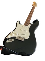 Fender Player Series Stratocaster (Black) - Electric Guitar