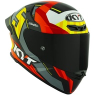หมวกกันน็อคเต็มใบ KYT รุ่น TT-REVO ลายนักแข่ง ราคา 3600.-