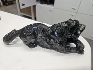天然翡翠A貨】27cm鎮宅重器！水墨烏雞種 霸氣伏虎大擺件（長27x高10cm/中堂/主管桌）