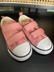 lativ兒童粉紅帆布鞋
