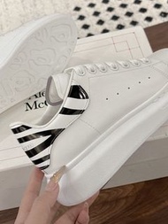 斑馬紋尾 新款  麥昆Alexander mcqueen 經典明星爆款百搭小白鞋   女 碼數34-40 男 碼數38-44