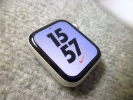 Apple Watch Nike SE GPS型號 44mm MYYN2J/A