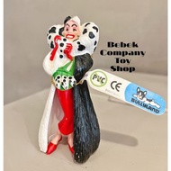 正版 德國 BULLYLAND DISNEY 101忠狗 庫伊拉 Cruella 公仔 玩具 僅有一個