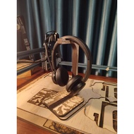 Wooden headphone Stand - Headset Stand - Name engraved upon request