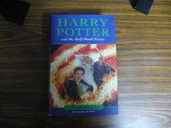 ◎貓頭鷹◎小說專賣-哈利波特混血王子的背叛英文版1集完自有書2005年初版約8成新(1F-Tab01-4)