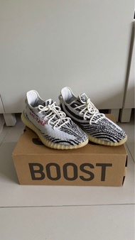 Adidas Yeezy Boost 350 V2 白色黑斑馬
