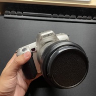 Minolta 404 si Dynax