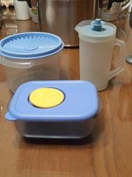 二手特百惠 Tupperware 微波保鮮盒+Tupperware 小壺+不是Tupperware 的藍色蓋收納罐
