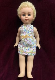 70年代香港製造15吋洋娃娃