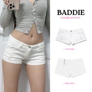 ANGELS.FAV ︎ | Baddie Low-Waist White Jeans With Back Button Detail Stretch Denim Not Tight