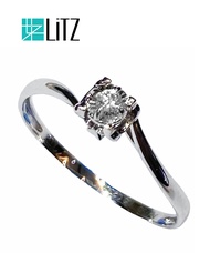 LITZ 18K White Gold Diamond Ring DR138