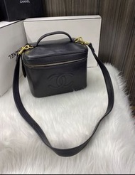 香奈儿化妆包vintage Chanel中古正品鱼子酱荔枝皮大双C化妆包 单肩斜挎手提3ways化妆箱box 卡标齐 极品成色 Lady GaGa同款 绝对不撞包 尺寸23x13x18容量巨大有侧袋很