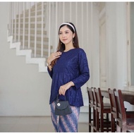 Benang Raja Atasan Kebaya Brokat Peplum