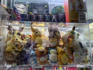 pokemon  變裝 比卡超  卡比獸  伊貝 Kaws  Fragment