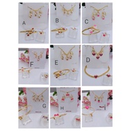 Usd10 Gold plated xuping children's jewelry 1 set contains: Necklace + earrings + bracelet + ring)