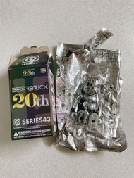全新 Bearbrick 20th series 43 SF