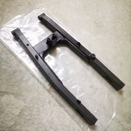 [SALES] YAMAHA Y15ZR Y15 YSUKU SWING ARM BELAKANG REAR FORK BELAKANG BESI ARM YAMAHA
