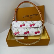 全新 
New
LV x TM Wallet On Chain Ivy M14239