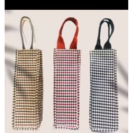 1 LITER WATERFOOP BOTTLE BAG MADE OF THICK CANVAS, size 8*8*25