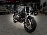 Yamaha XSR700 GEARS前叉 行車記錄器 小資族二手重機買賣