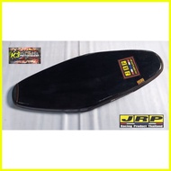 ♞,♘,♙JRP FLAT SEAT GLOSSY CARBON RUBBERIZED LOGO MIO/MIOI125/CLICK/BEAT/AEROX/NMAX/ADV/RAIDER150/