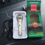 microphone in its original packaging Winger DM-501 dynamic microphone