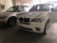 宝马X5 E70 X5拆车件，齐全||| 要啥拆啥前嘴总成 前后杠 大灯 机盖 叶子板 尾盖，侧边裙。天窗，车顶，座椅，空调，中网，锁块，叶子板 车门 全车电器件，内饰件，底盘件，尾灯，冷气泵，压缩机