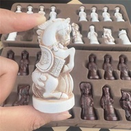 Antique Large 3D Character Modeling Qing Soldier Resin Chess Pieces Leather Chessboard Entertainment
