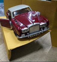 Rolls-Royce Cornich (Corgi Toys) 模型車
