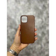 Second Hand Iphone 12 Case Genuine Leather There Is magsafe.