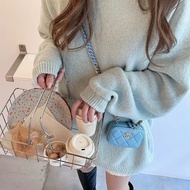 CHANEL 22S天藍色金扣mini斜背相機包11*7*4.5 99新配件盒子塵袋