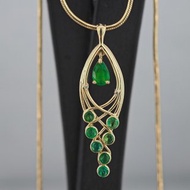 天然梨形祖母綠、祖母綠和鑽石吊墜