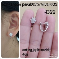 MATA WHITE EYE FLOWER CLIP EARRINGS 4322 925 SILVER DS