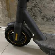 二手Ninebot G30Max電動滑板車 所有功能正常 跟三腳充電線 葵涌交收 續航力：65km ...