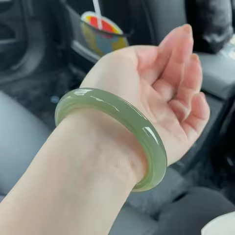 Hetian jade lake water green round bar cyan clear water thin round strip bracelet young jade bracele
