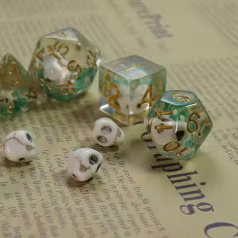 7-Piece Board Game Resin Dice Pack with Ghost Skull Head Dice, Halloween Fun Cartoon Dice, Role-Play