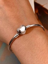 1入組時尚真實925純銀Love心釘珠光滑表面手環適合女士週年禮物精細的女士們珠寶和手錶
