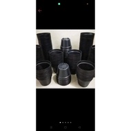 HITAM Black Pot Size 8cm