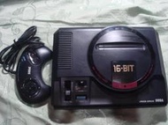 SEGA MD SEGA 16BIT 遊戲主機+原廠手把 合售