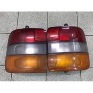 Nissan serena c23 tail lamp
